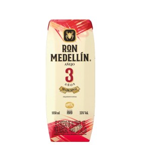 RON MEDELLIN TETRABRIK1.05 LITRO